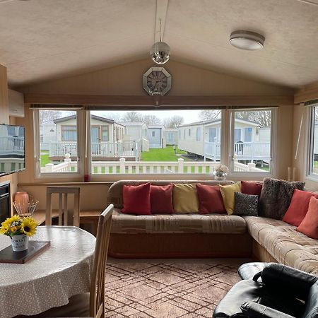 Cosy 3 Bedroom Caravan, South Cerney Zewnętrze zdjęcie