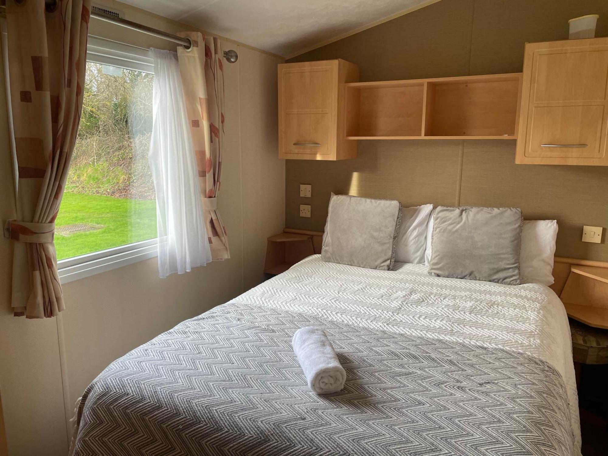 Cosy 3 Bedroom Caravan, South Cerney Zewnętrze zdjęcie