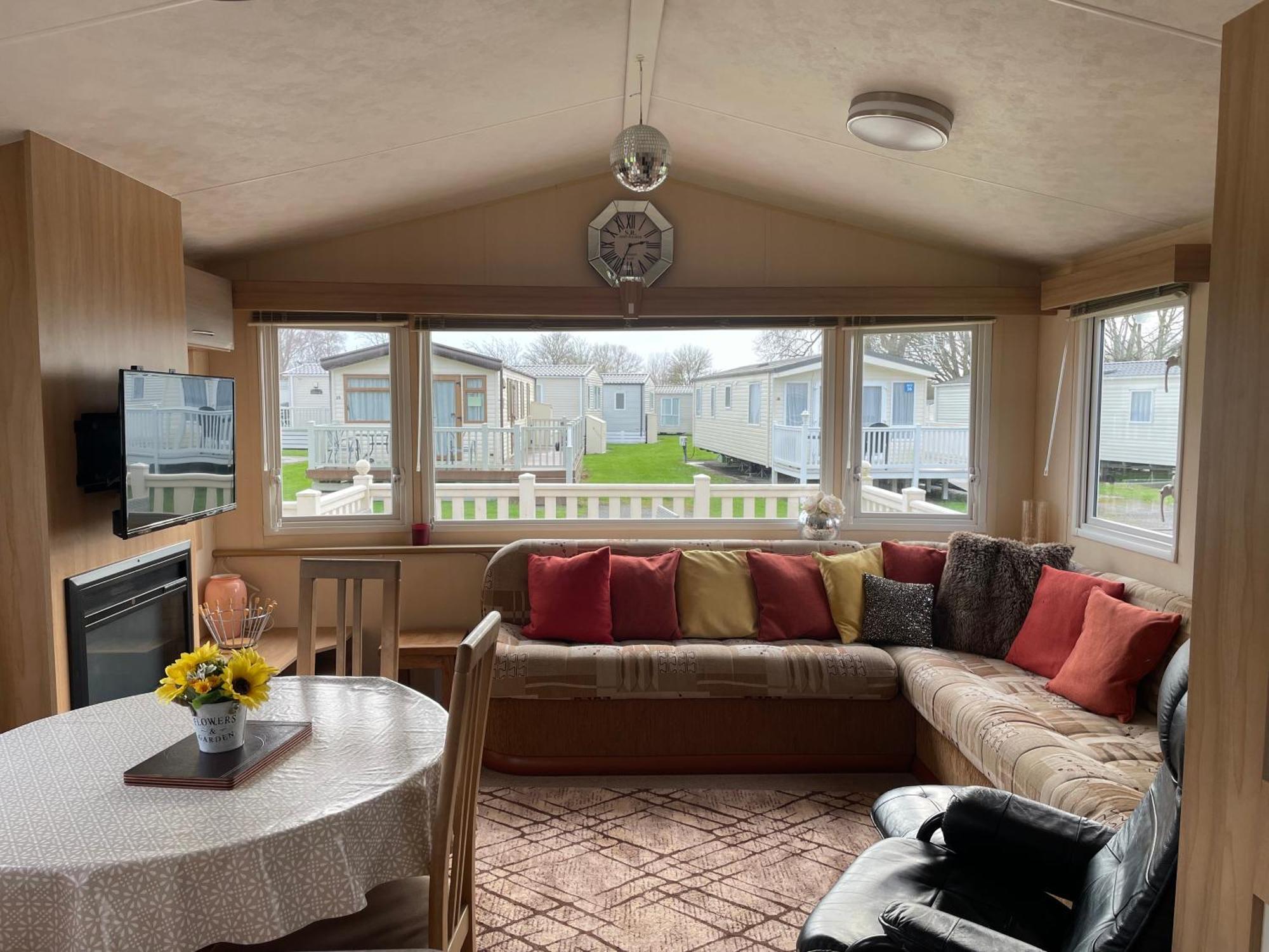 Cosy 3 Bedroom Caravan, South Cerney Zewnętrze zdjęcie